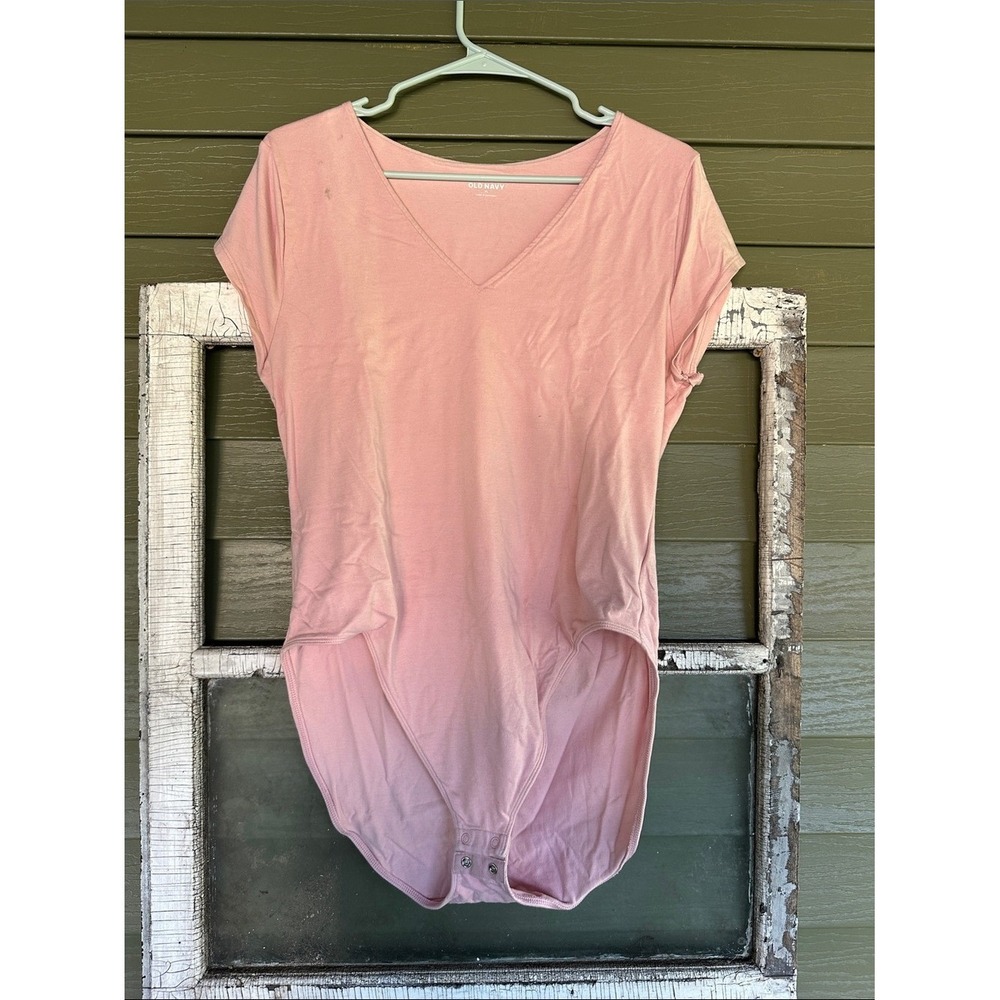 Old Navy Womens XL Pink V-Neck Short Sleeve Snap Closure Bodysuit Top